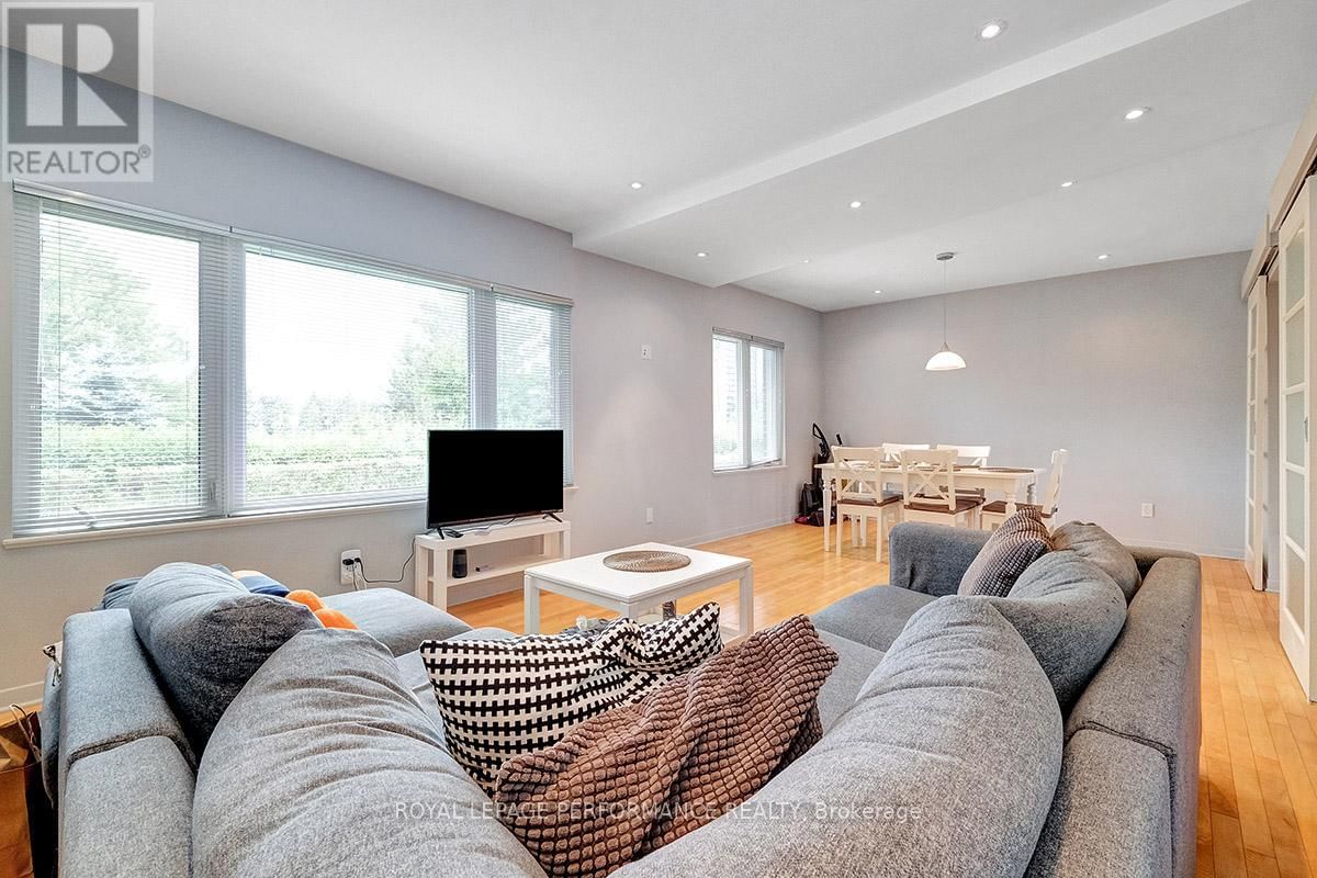 529 ECHO DRIVE Image 5