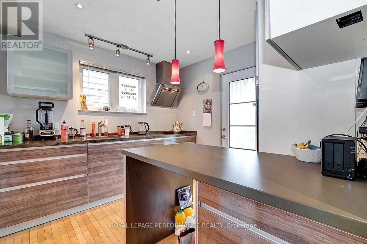 529 ECHO DRIVE Image 8