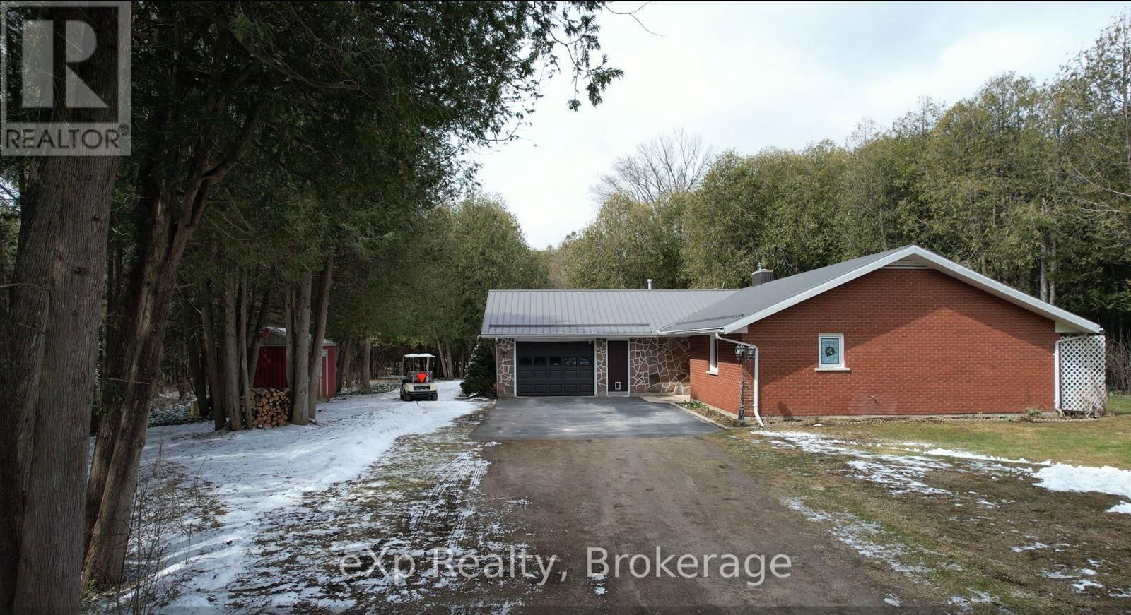 403111 GREY ROAD 4 Image 3