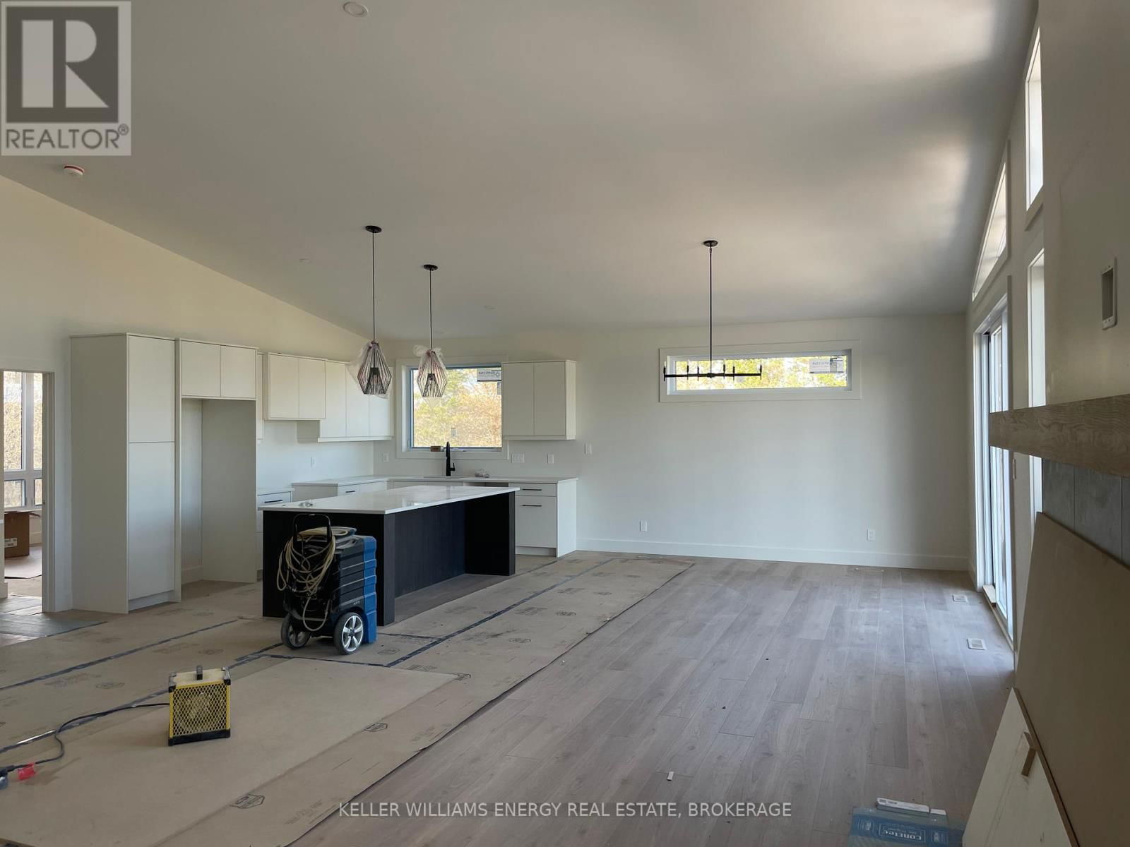 13 PARTRIDGE HOLLOW ROAD Image 16