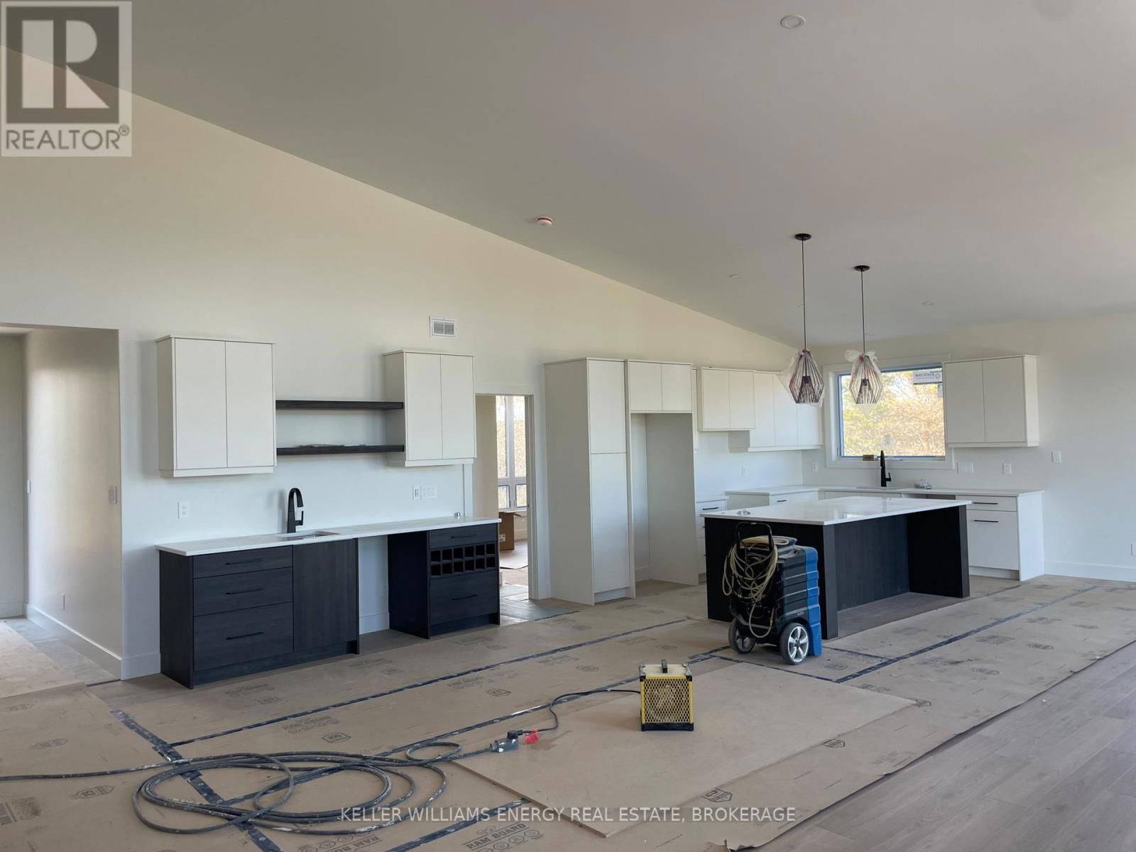 13 PARTRIDGE HOLLOW ROAD Image 17