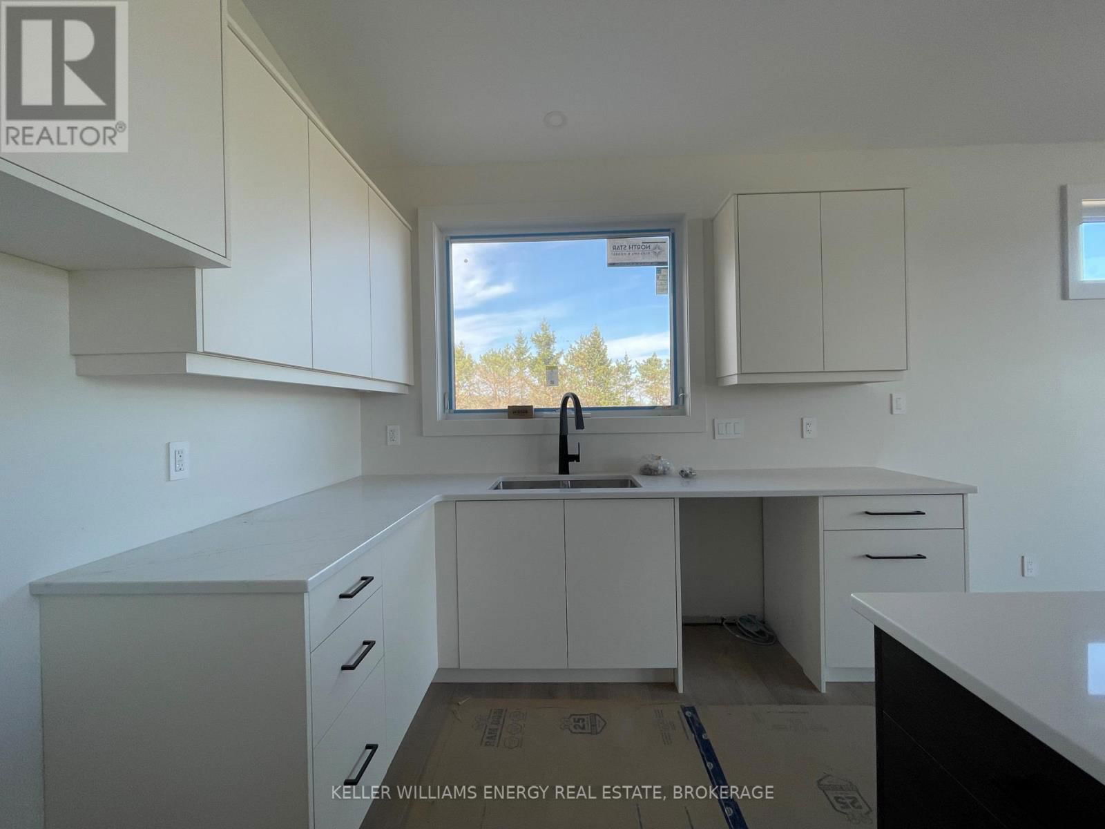 13 PARTRIDGE HOLLOW ROAD Image 8