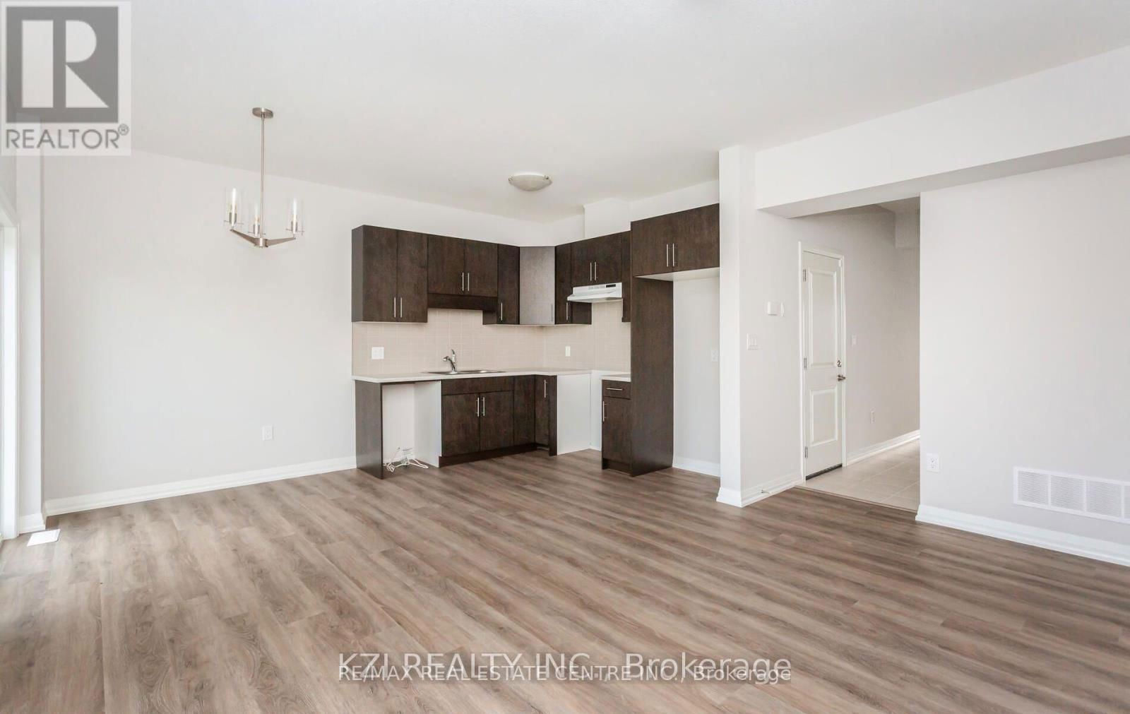 56 WEST CREEK COURT Image 7