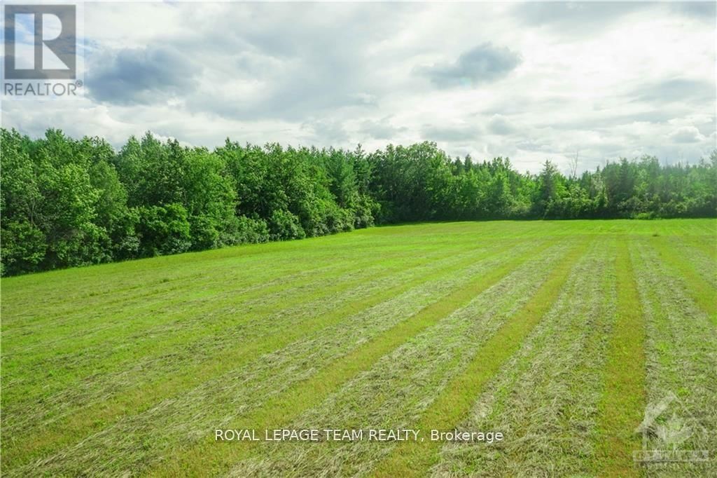 8530 VICTORIA STREET Image 6