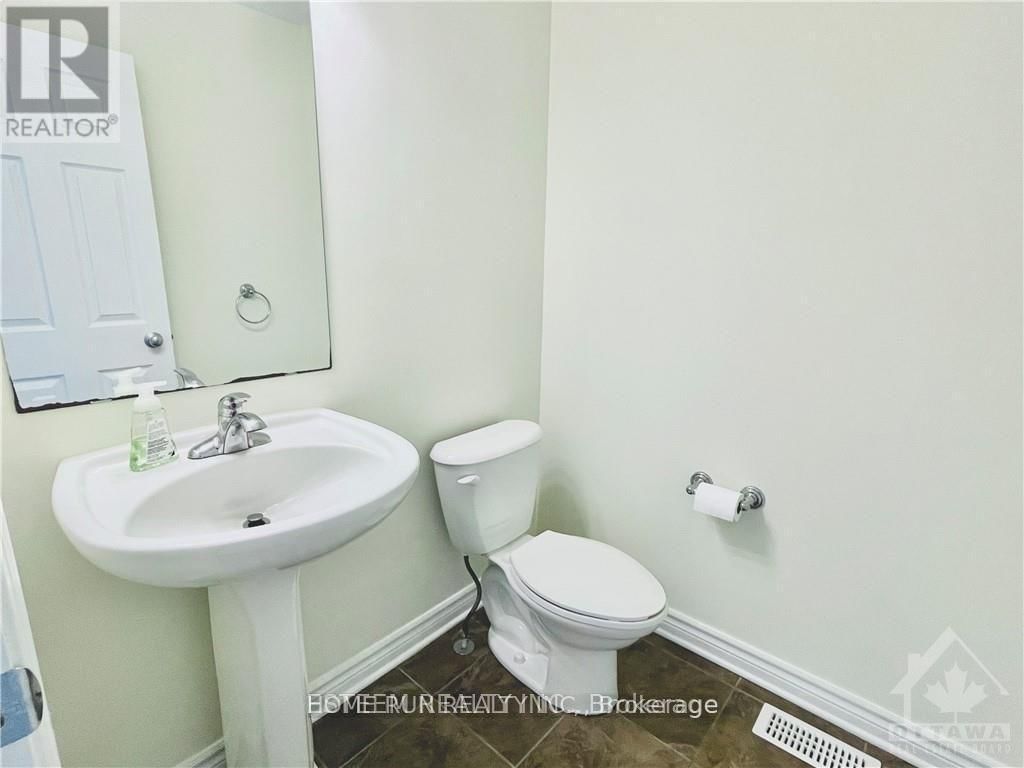 651 CLEARBROOK DRIVE Image 11