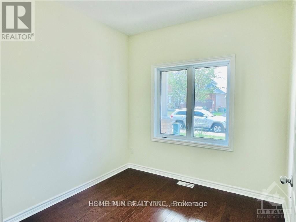 651 CLEARBROOK DRIVE Image 3
