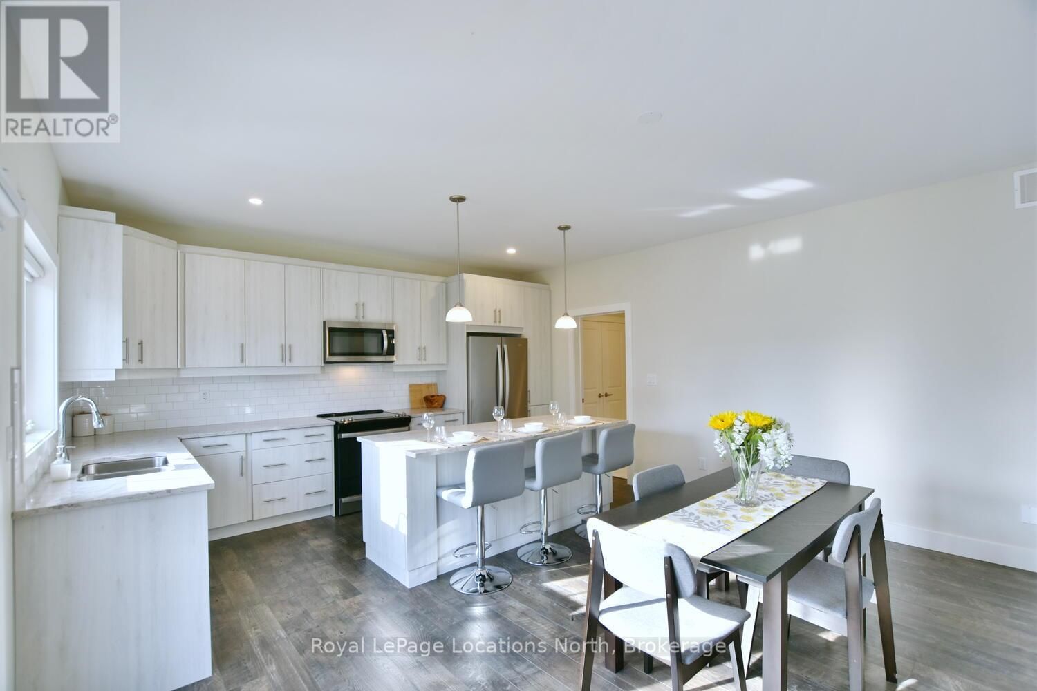 163 COURTLAND STREET Image 14