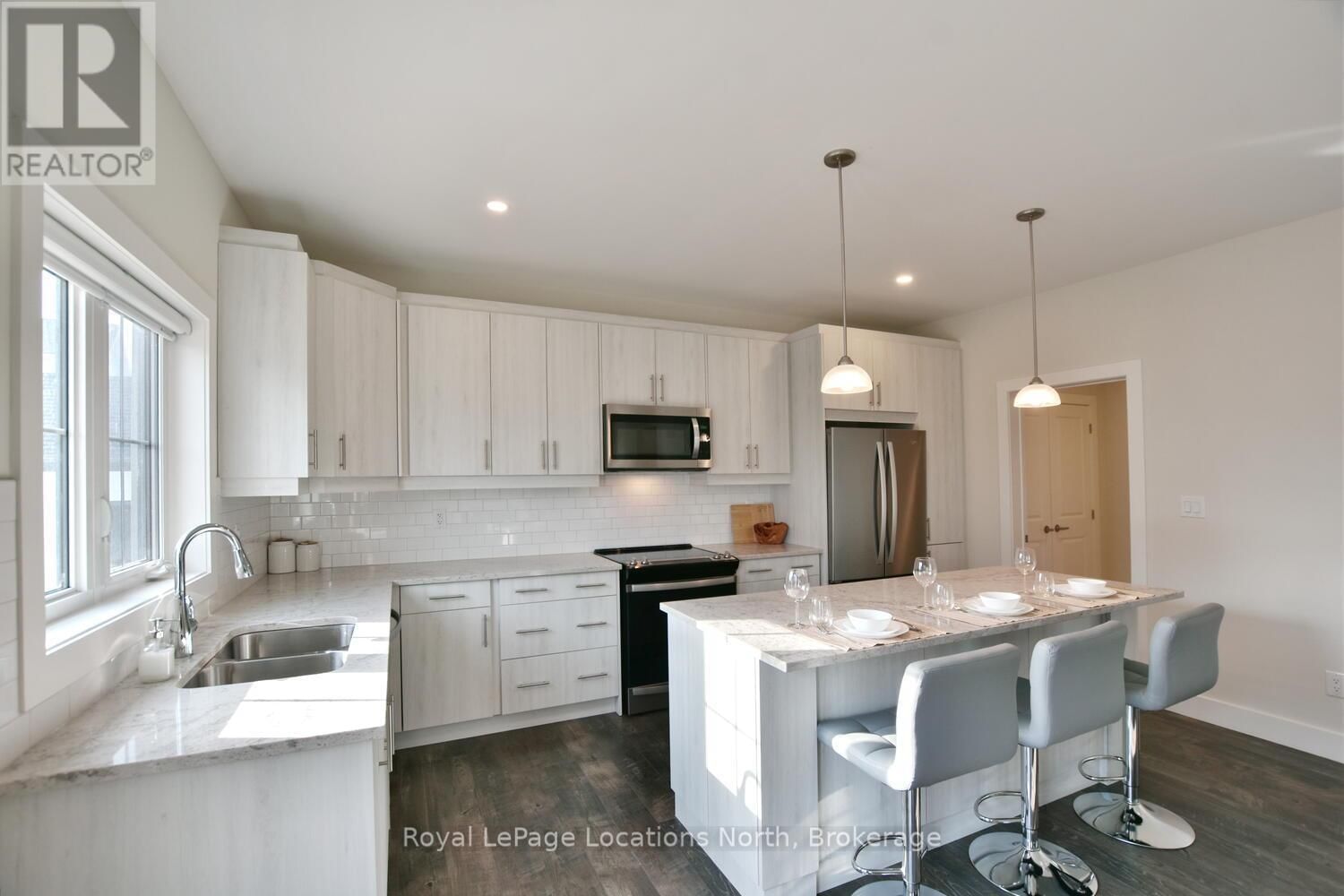 163 COURTLAND STREET Image 16