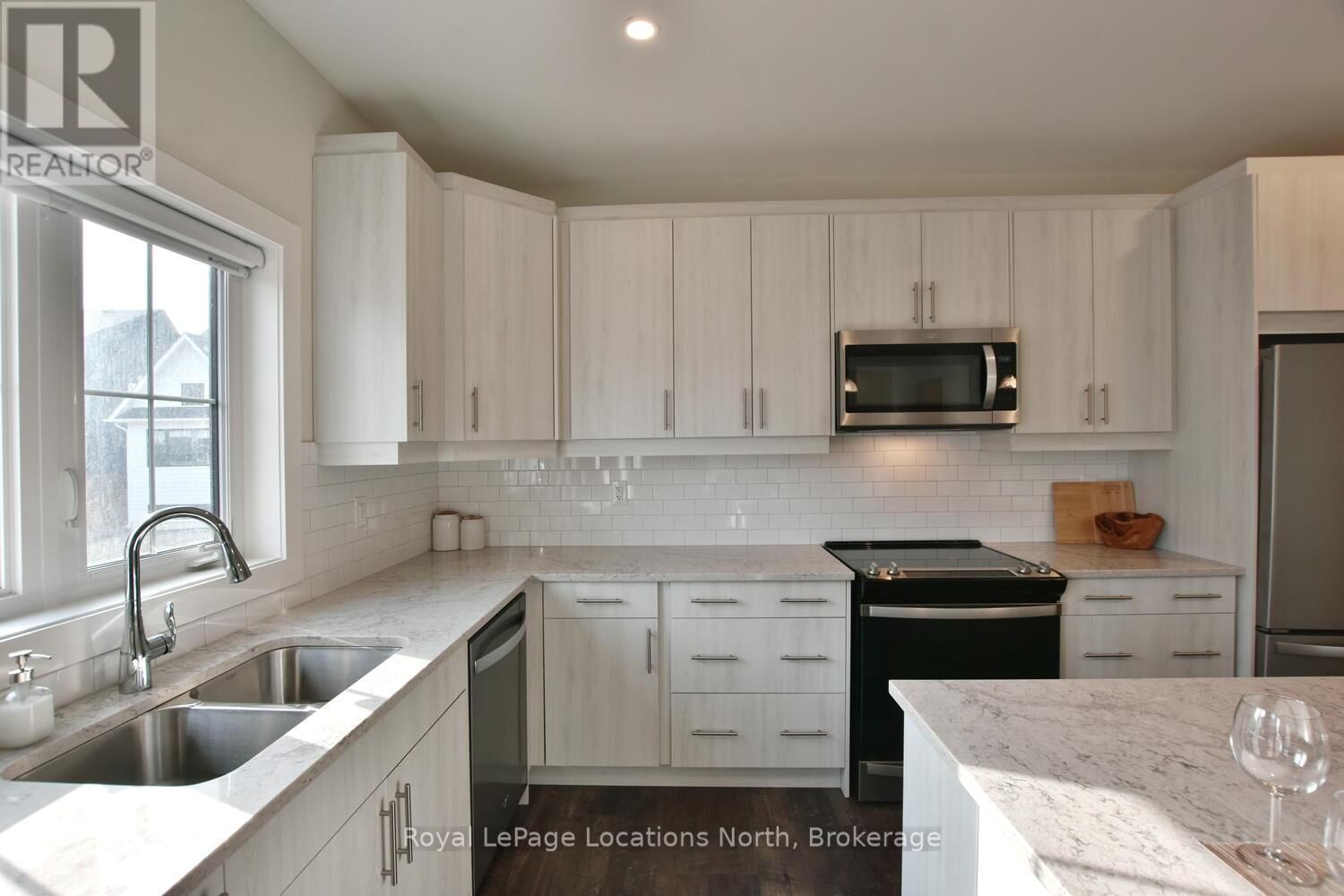 163 COURTLAND STREET Image 18