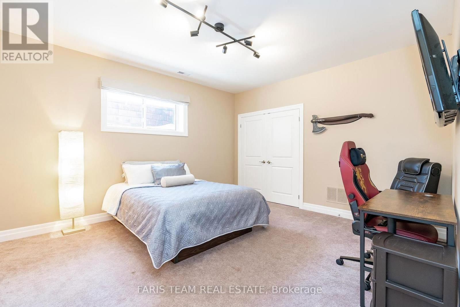 156 DEERFOOT TRAIL Image 30