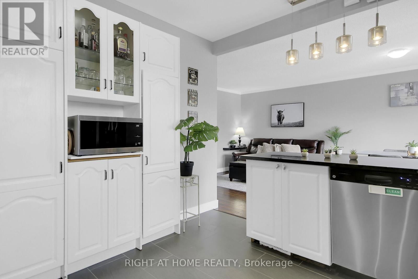 168 GLAMORGAN DRIVE Image 14