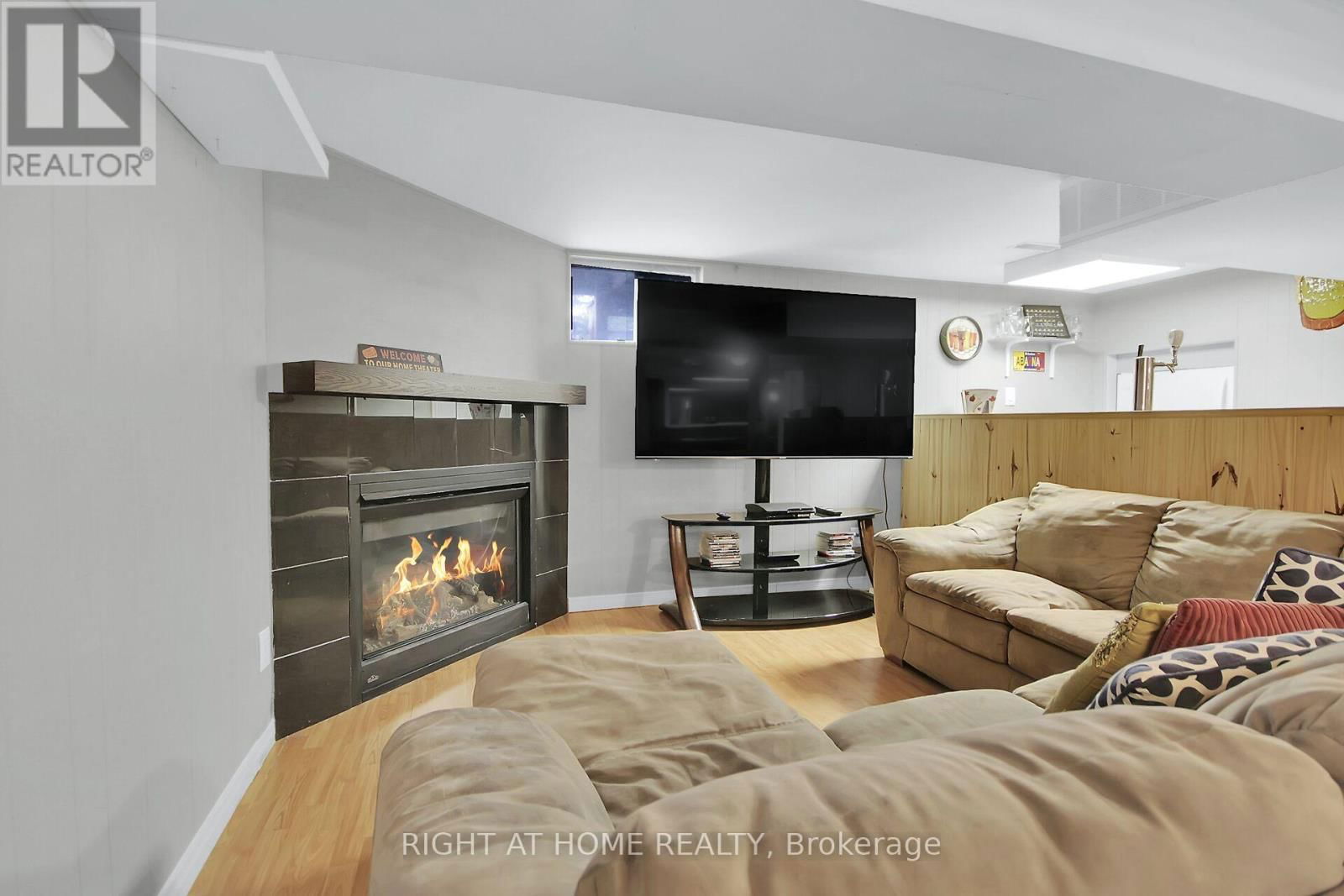 168 GLAMORGAN DRIVE Image 26