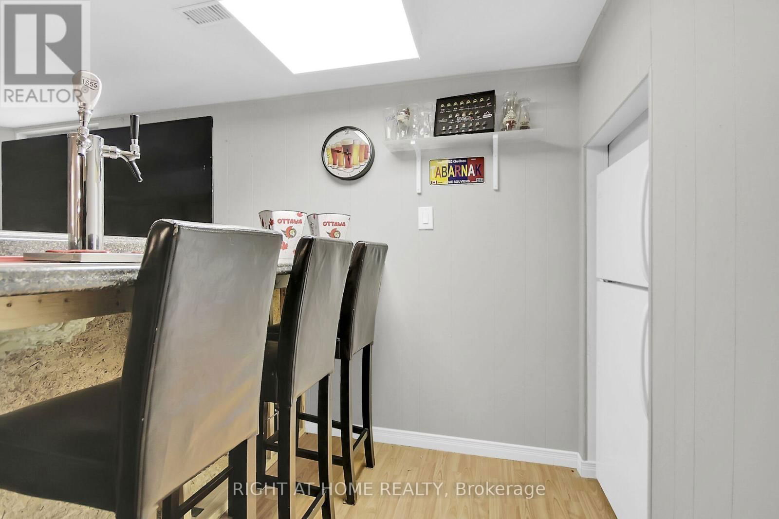 168 GLAMORGAN DRIVE Image 28