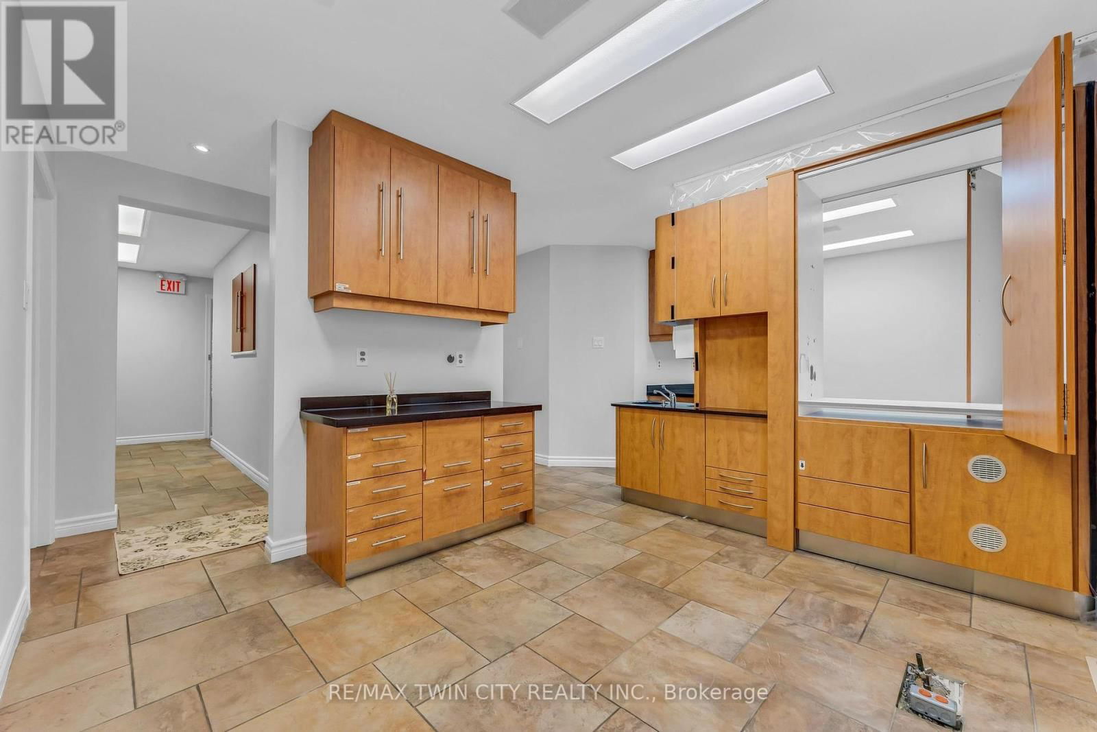 9565 WELLINGTON RD 124 ROAD Image 10
