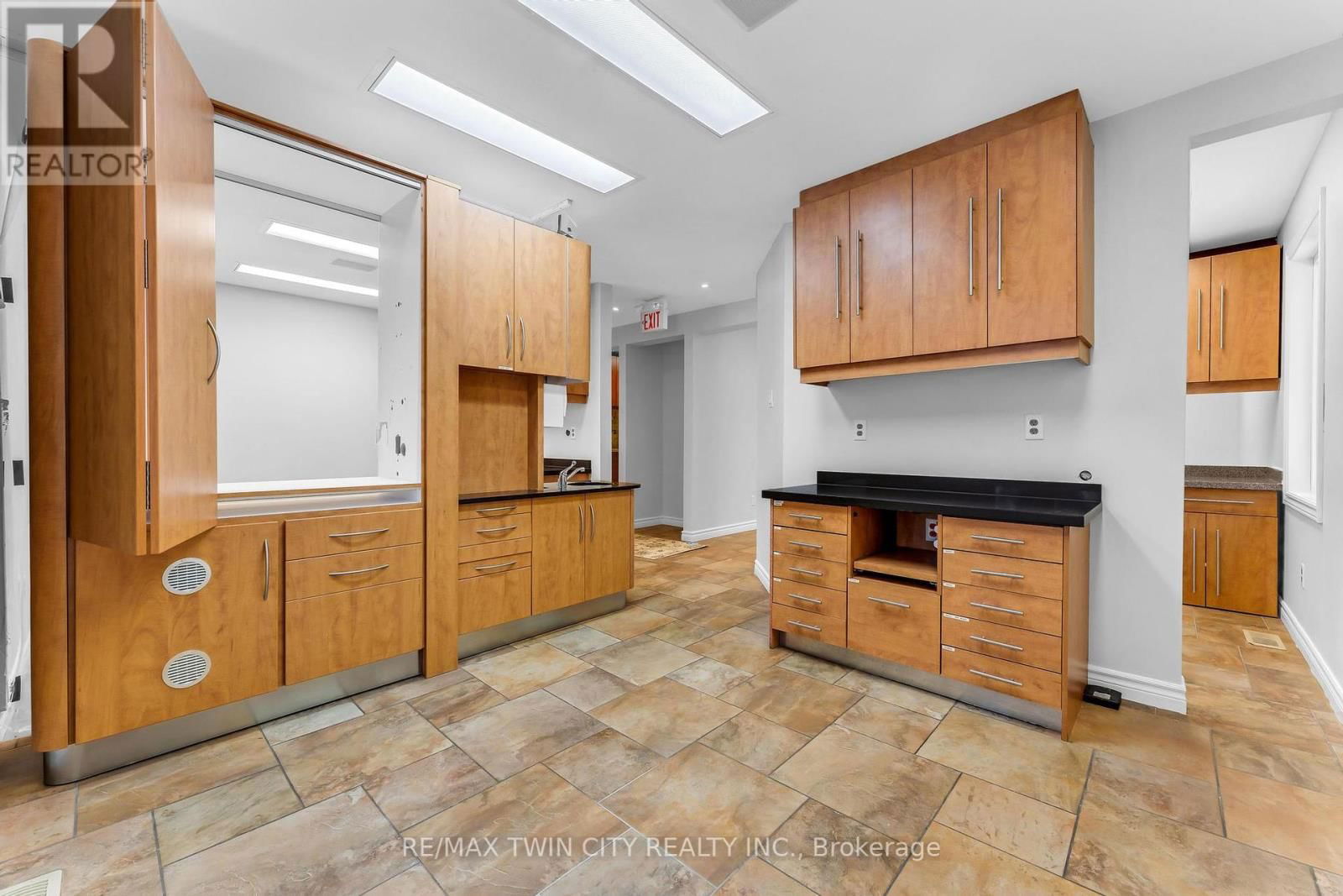 9565 WELLINGTON RD 124 ROAD Image 12
