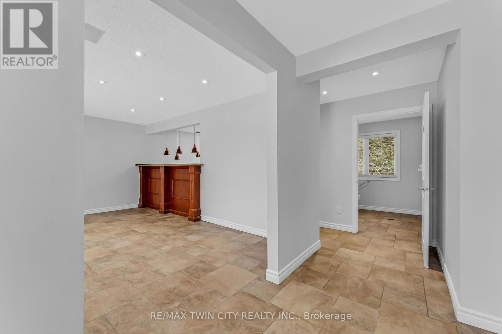 9565 WELLINGTON RD 124 ROAD Image 14