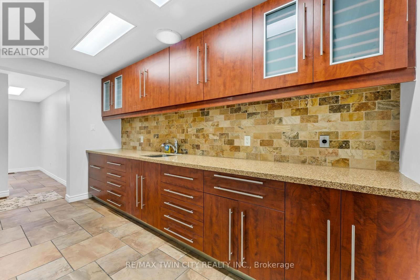 9565 WELLINGTON RD 124 ROAD Image 29