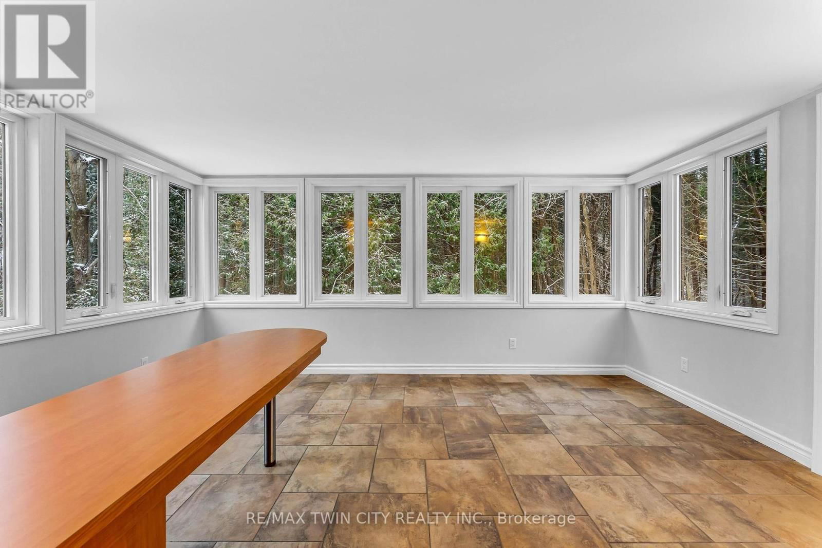 9565 WELLINGTON RD 124 ROAD Image 30