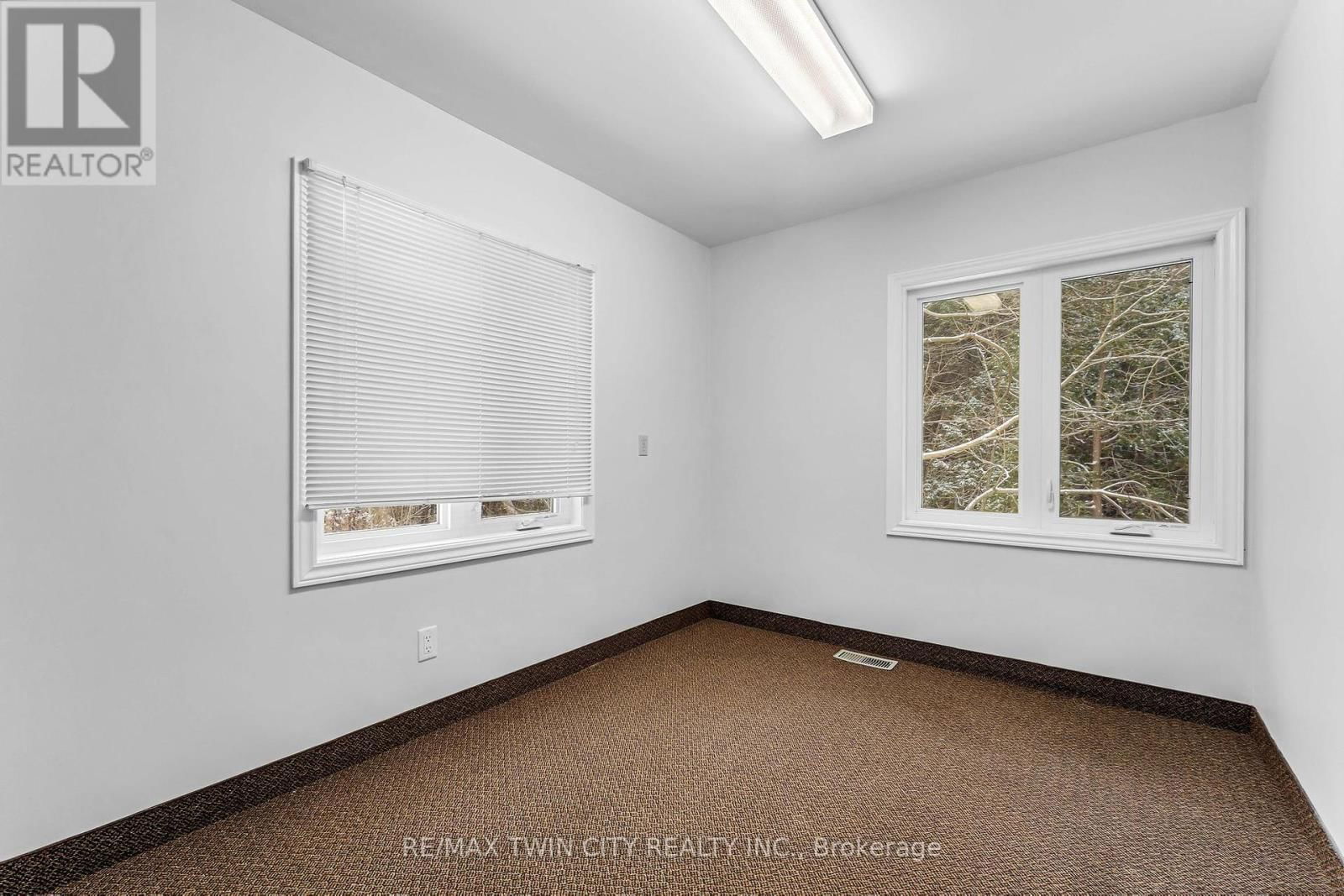 9565 WELLINGTON RD 124 ROAD Image 35