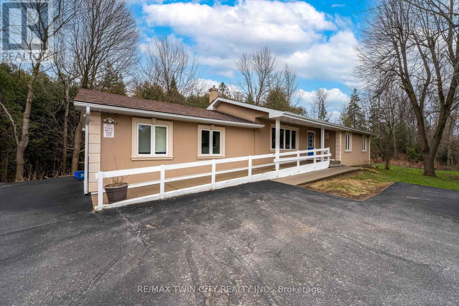 9565 WELLINGTON RD 124 ROAD Image 4