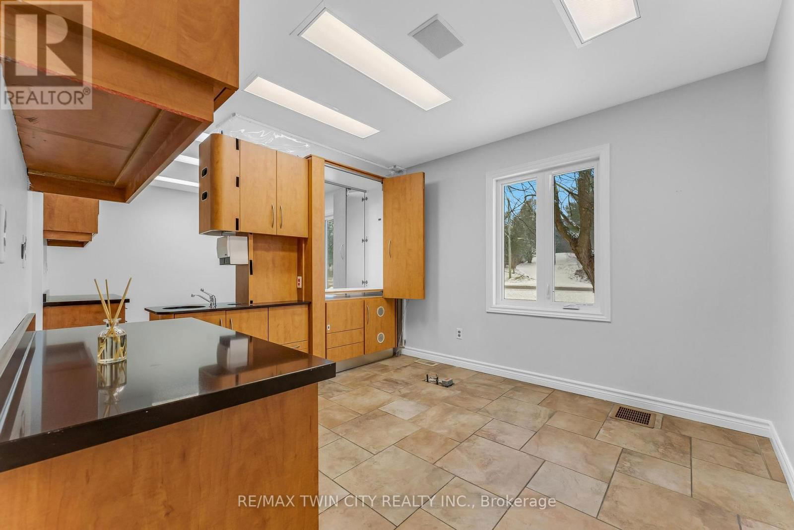 9565 WELLINGTON RD 124 ROAD Image 9