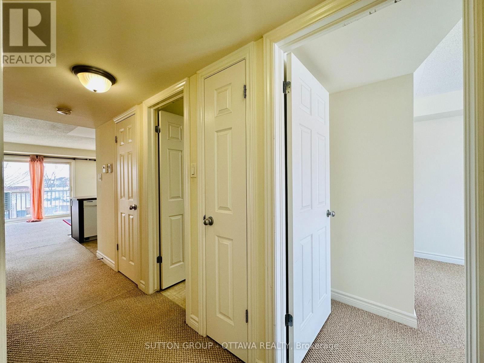 4 - 313 CRESTHAVEN DRIVE Image 10