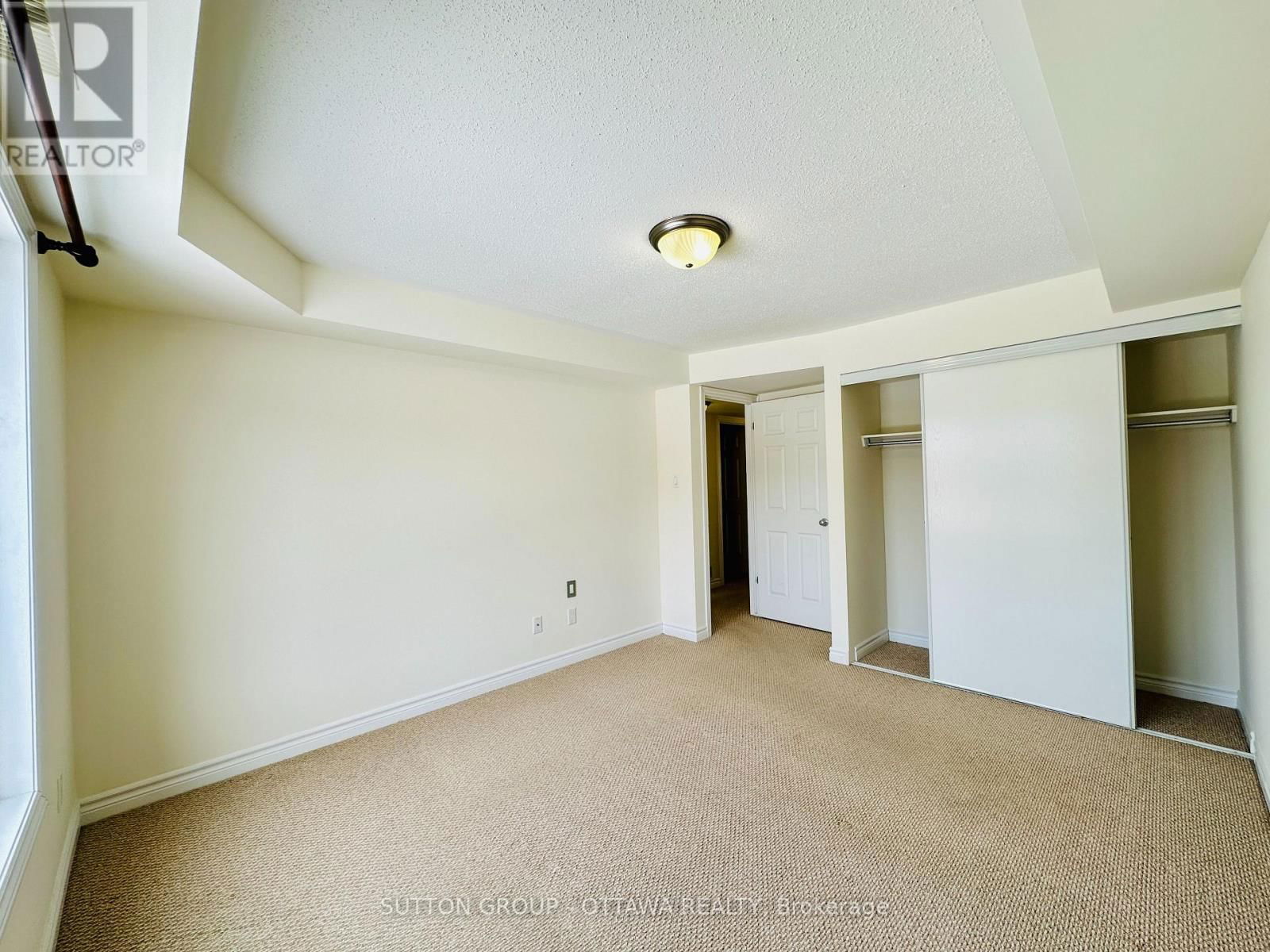 4 - 313 CRESTHAVEN DRIVE Image 13