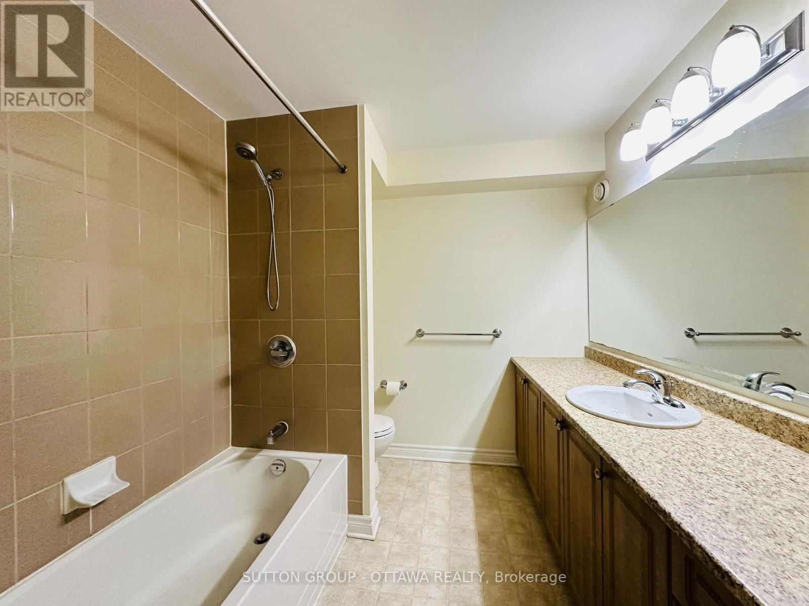 4 - 313 CRESTHAVEN DRIVE Image 15