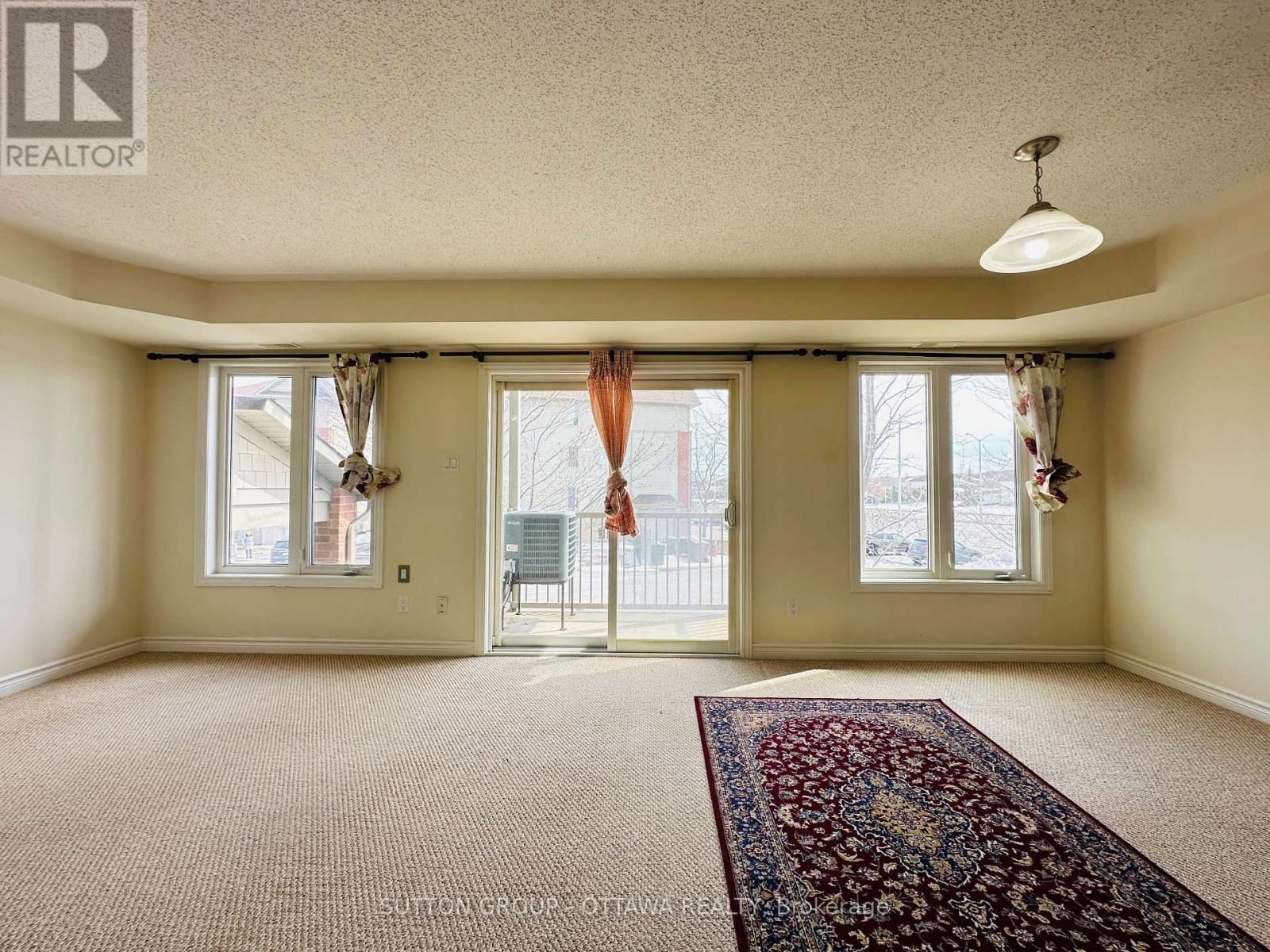 4 - 313 CRESTHAVEN DRIVE Image 7