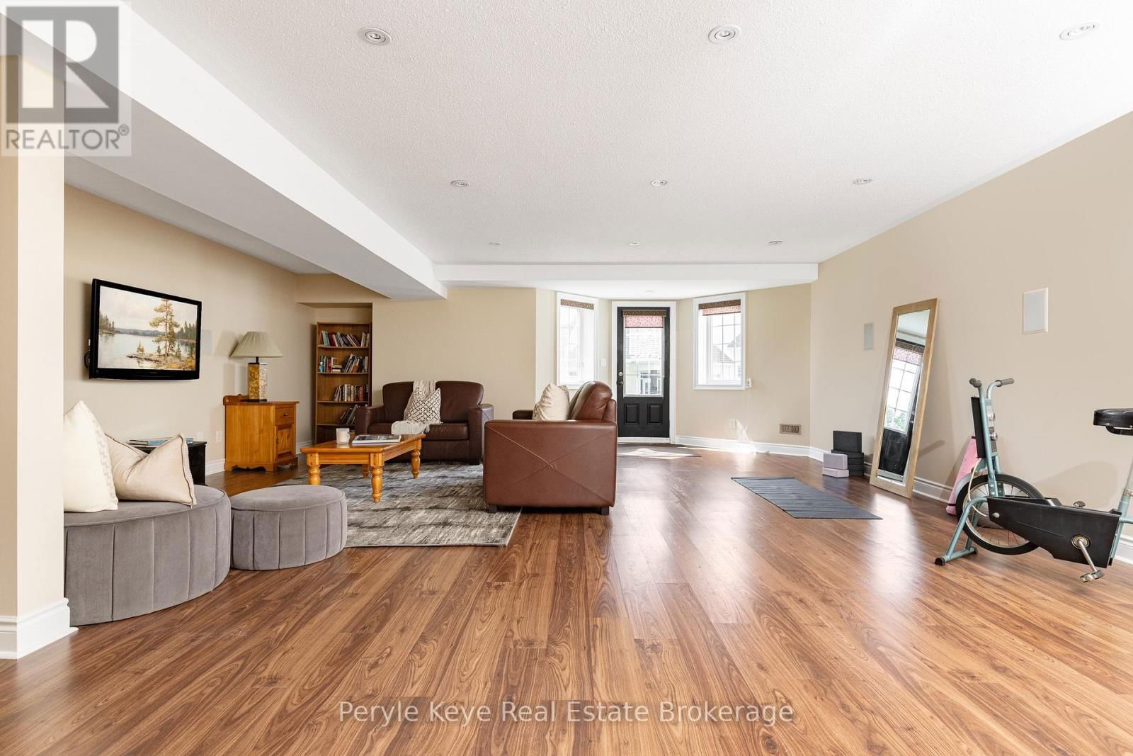 5 PRESCOTT CRESCENT Image 33