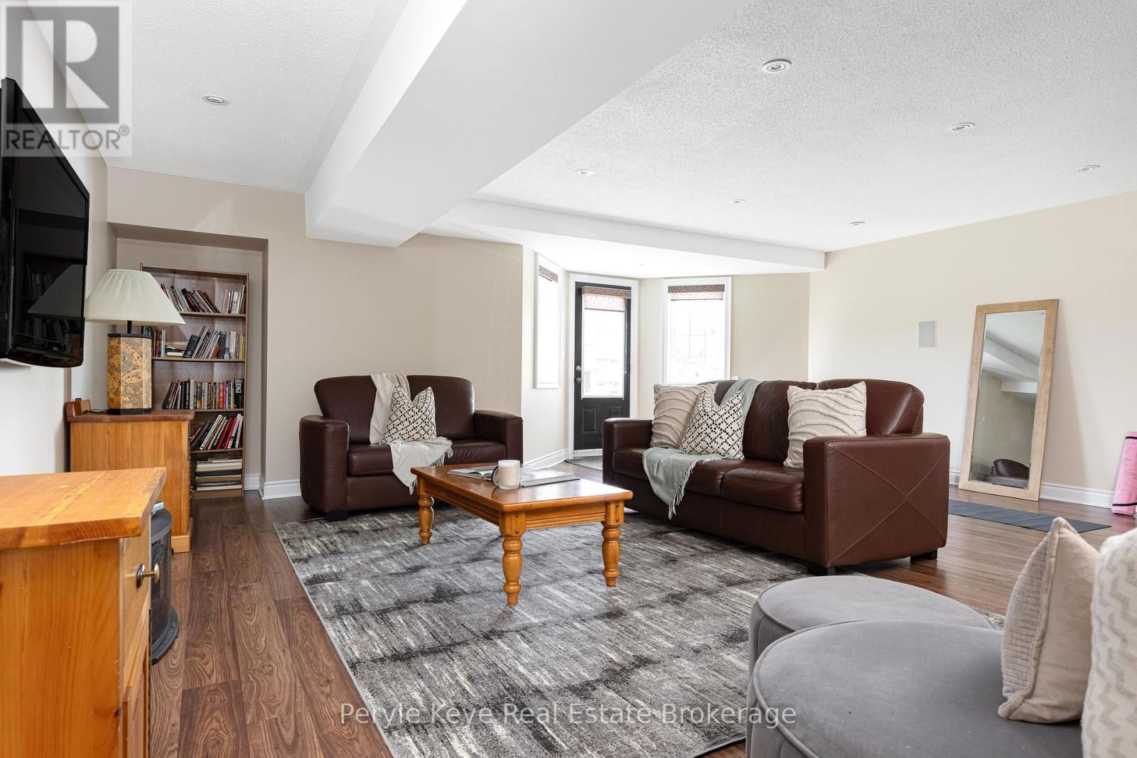 5 PRESCOTT CRESCENT Image 35