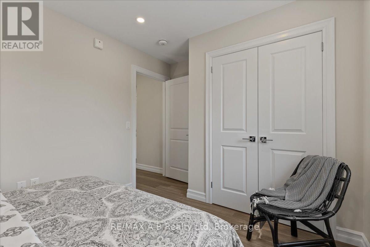 204 - 100 GORDON STREET Image 22