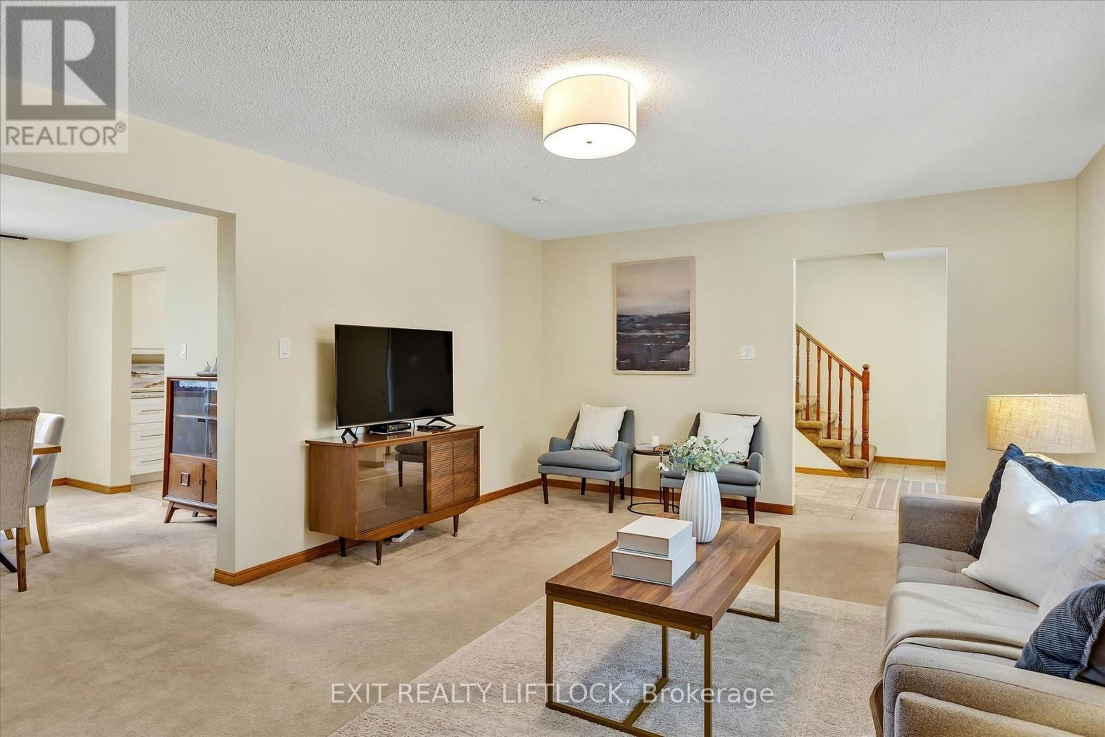868 LILY LAKE ROAD Image 12