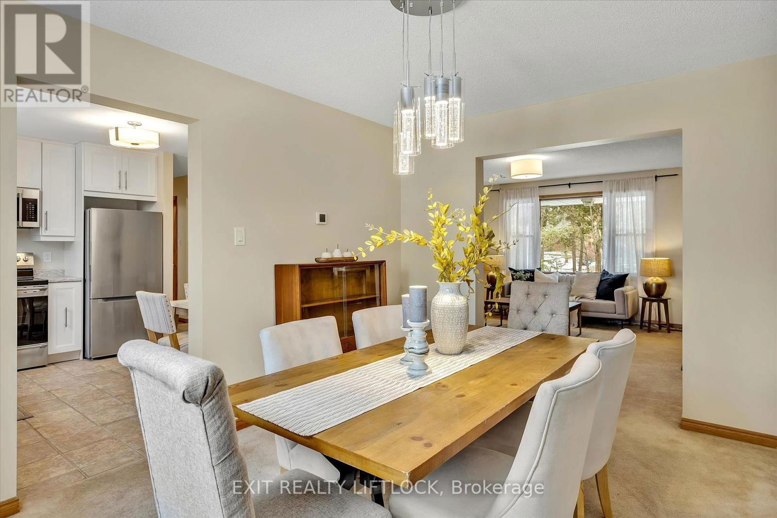 868 LILY LAKE ROAD Image 15