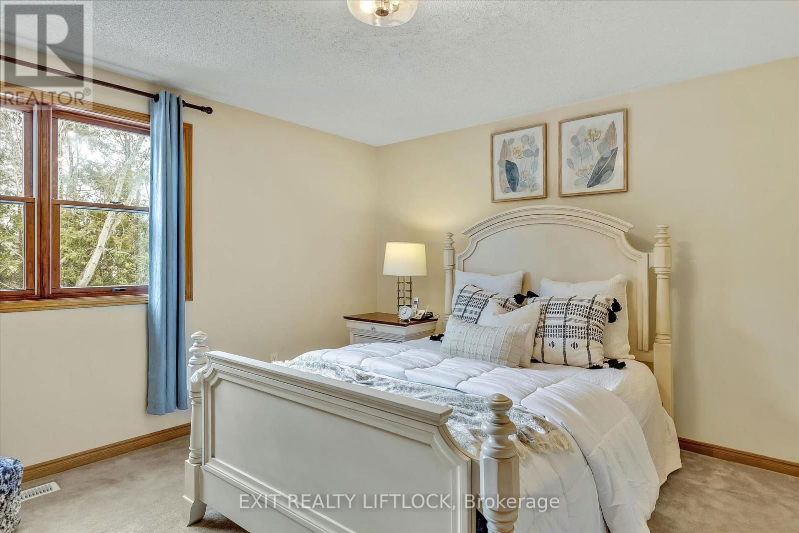 868 LILY LAKE ROAD Image 23