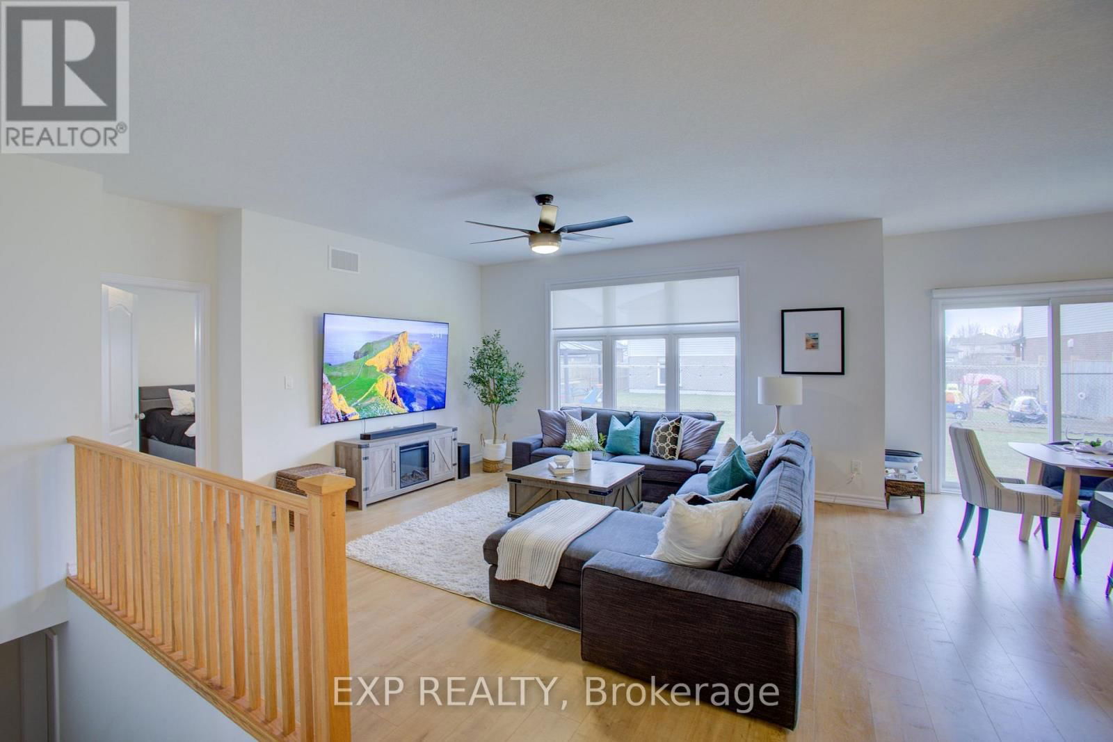 115 MAPLE STREET Image 12