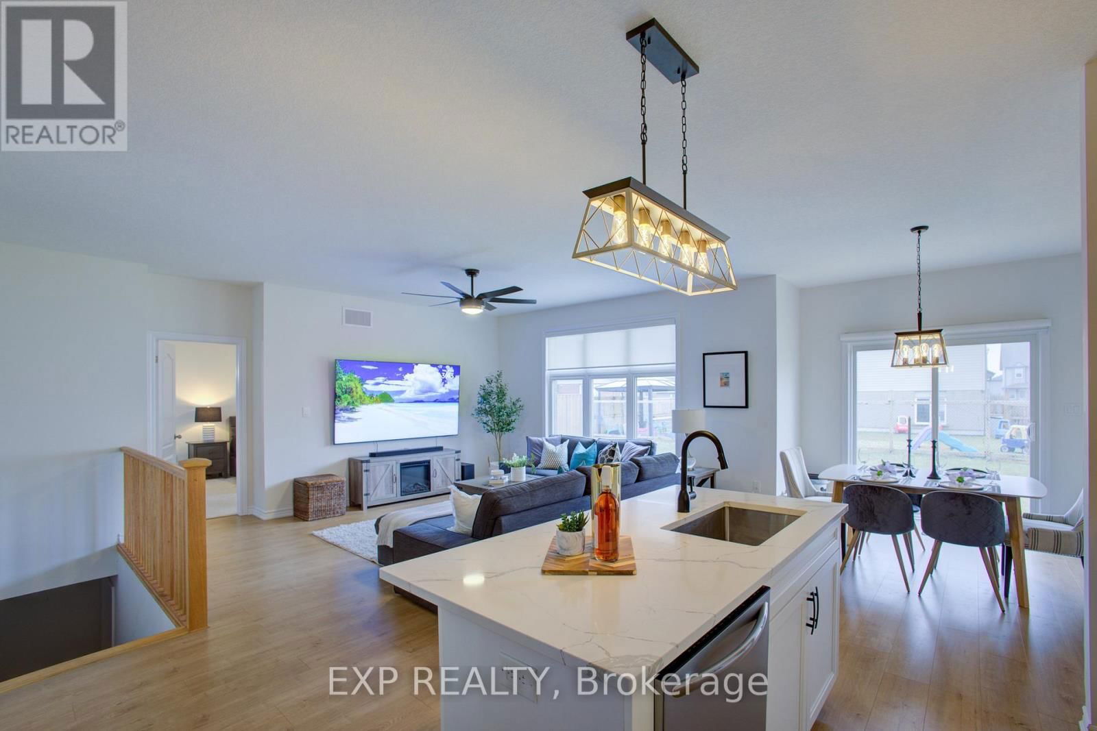 115 MAPLE STREET Image 21