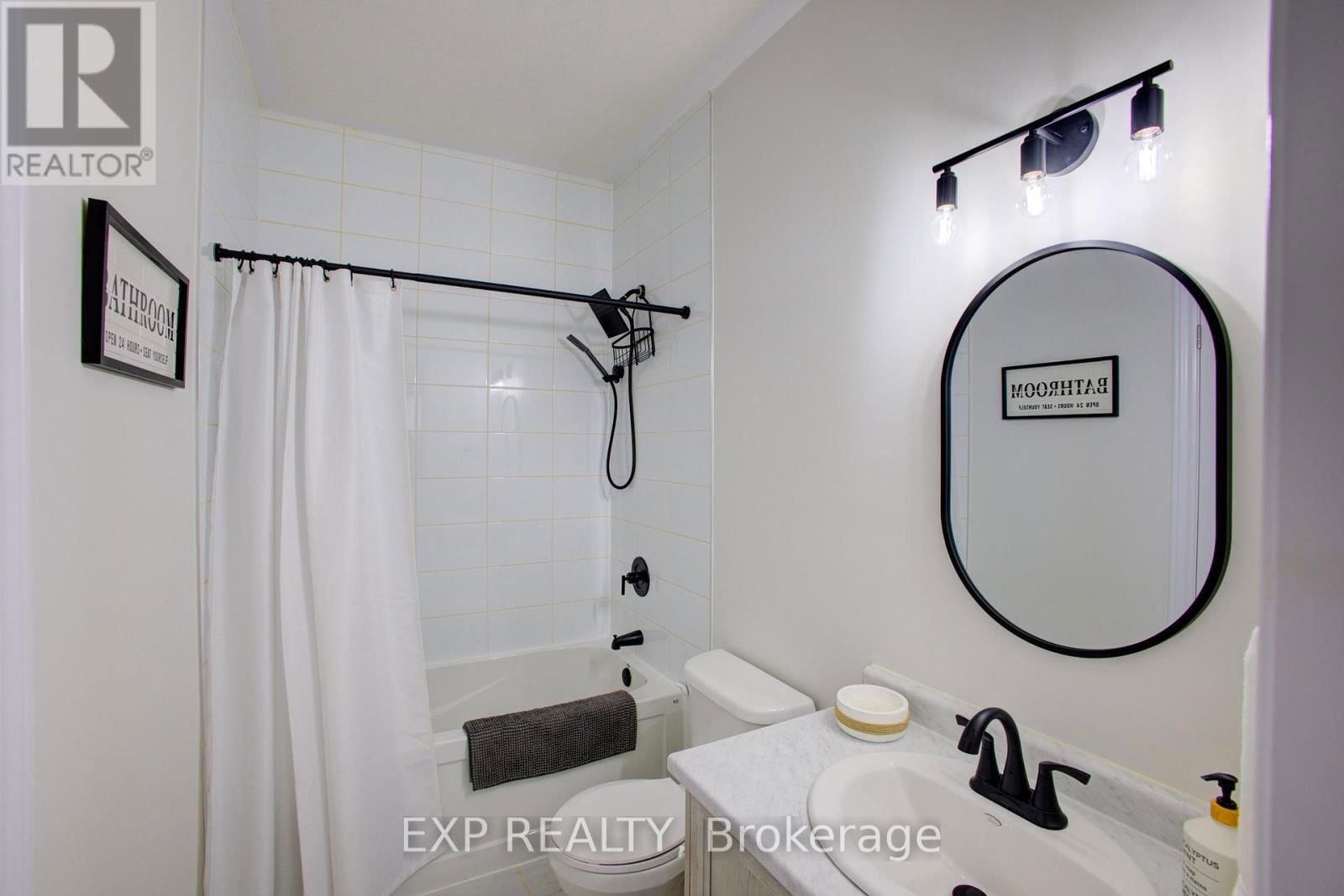 115 MAPLE STREET Image 9