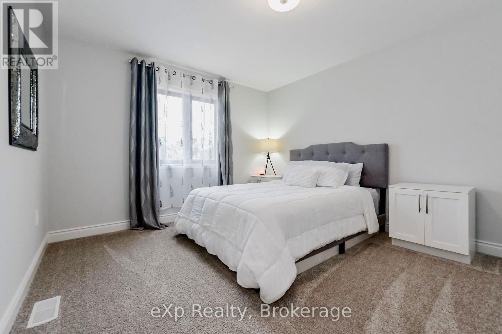 62 HAYLOCK AVENUE Image 37