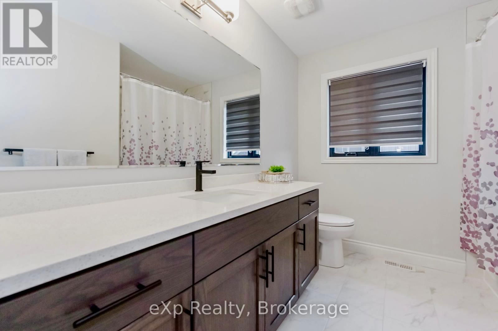 62 HAYLOCK AVENUE Image 38