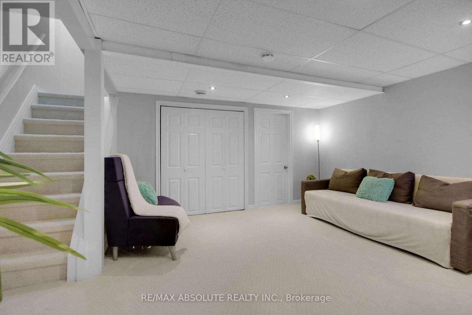 3B FOXHILL WAY Image 34