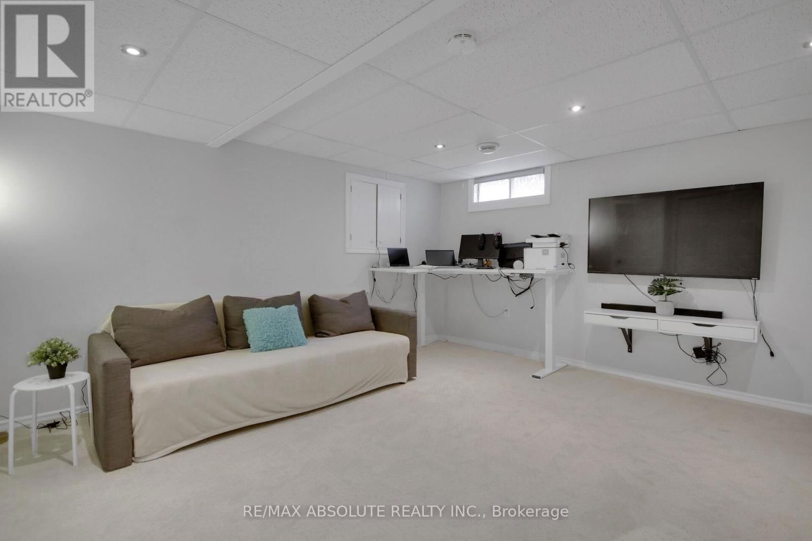 3B FOXHILL WAY Image 36