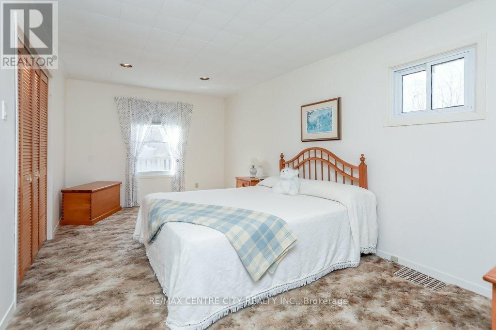 367 WARREN STREET Image 20