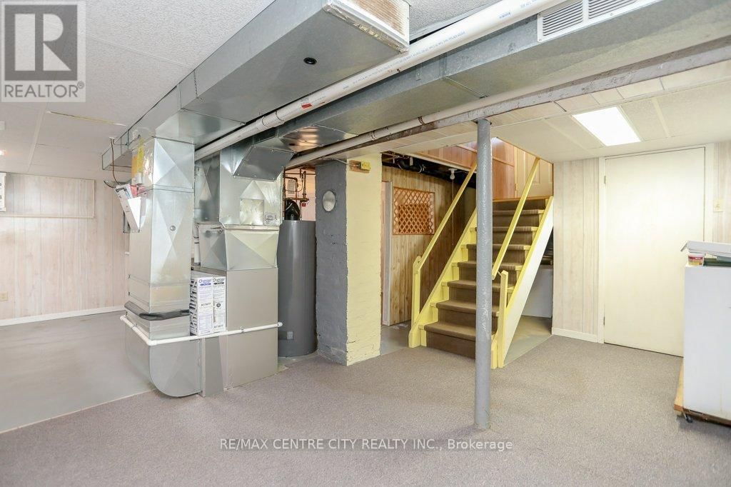 367 WARREN STREET Image 26