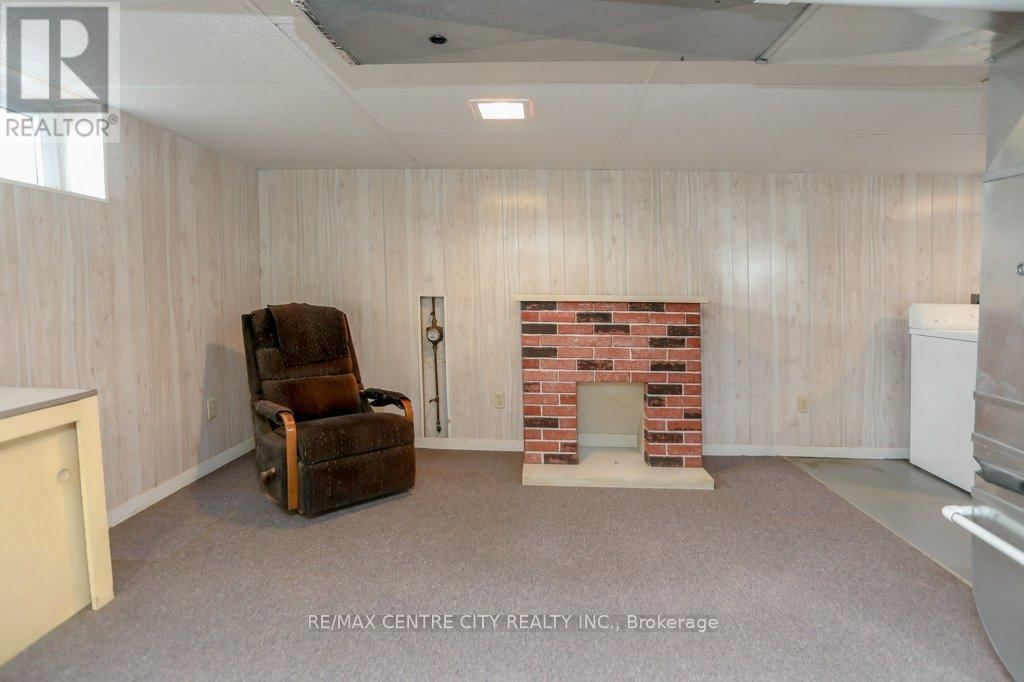 367 WARREN STREET Image 27