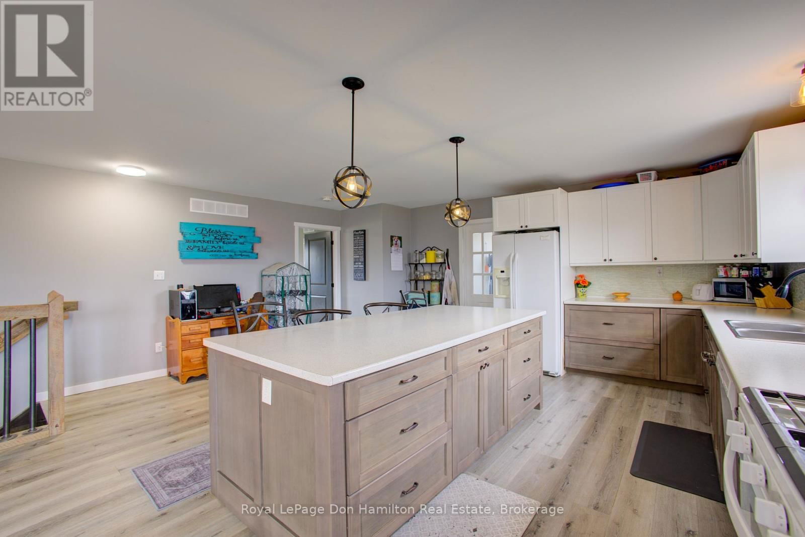 336 TURNBERRY STREET Image 16