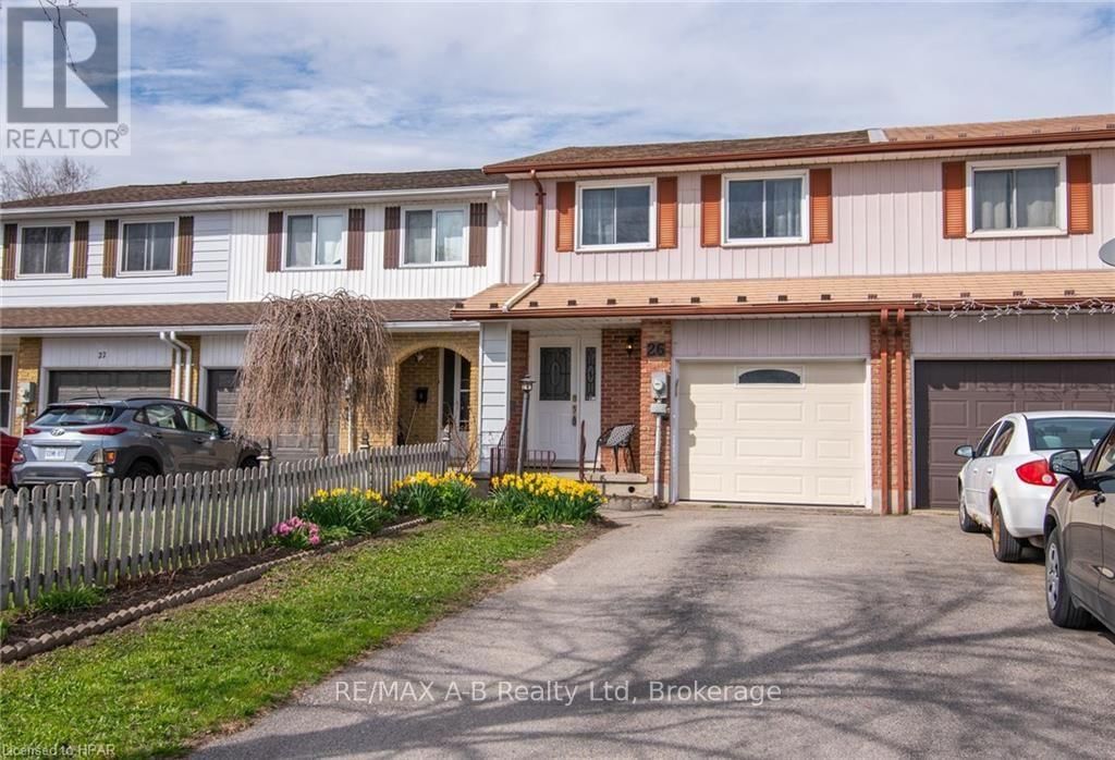 26 DICKENS PLACE Image 1