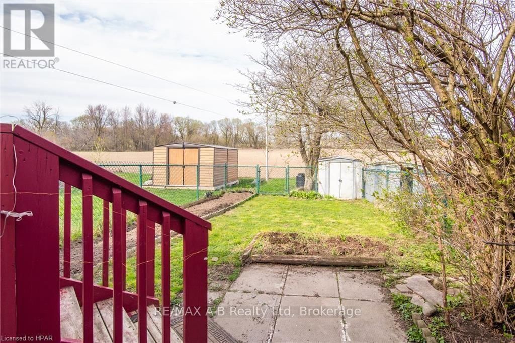 26 DICKENS PLACE Image 6