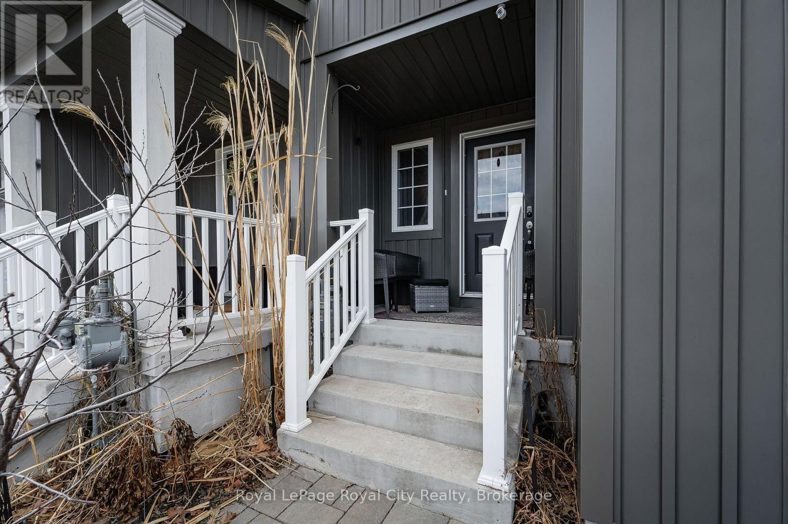 23 COURTNEY STREET Image 2