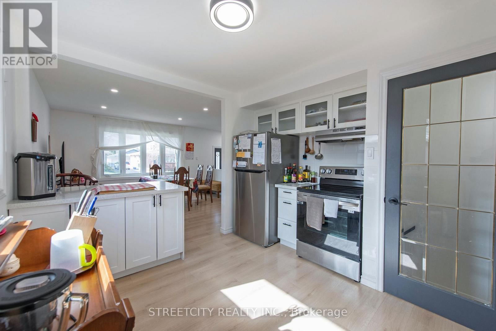 69 ALAYNE CRESCENT Image 13